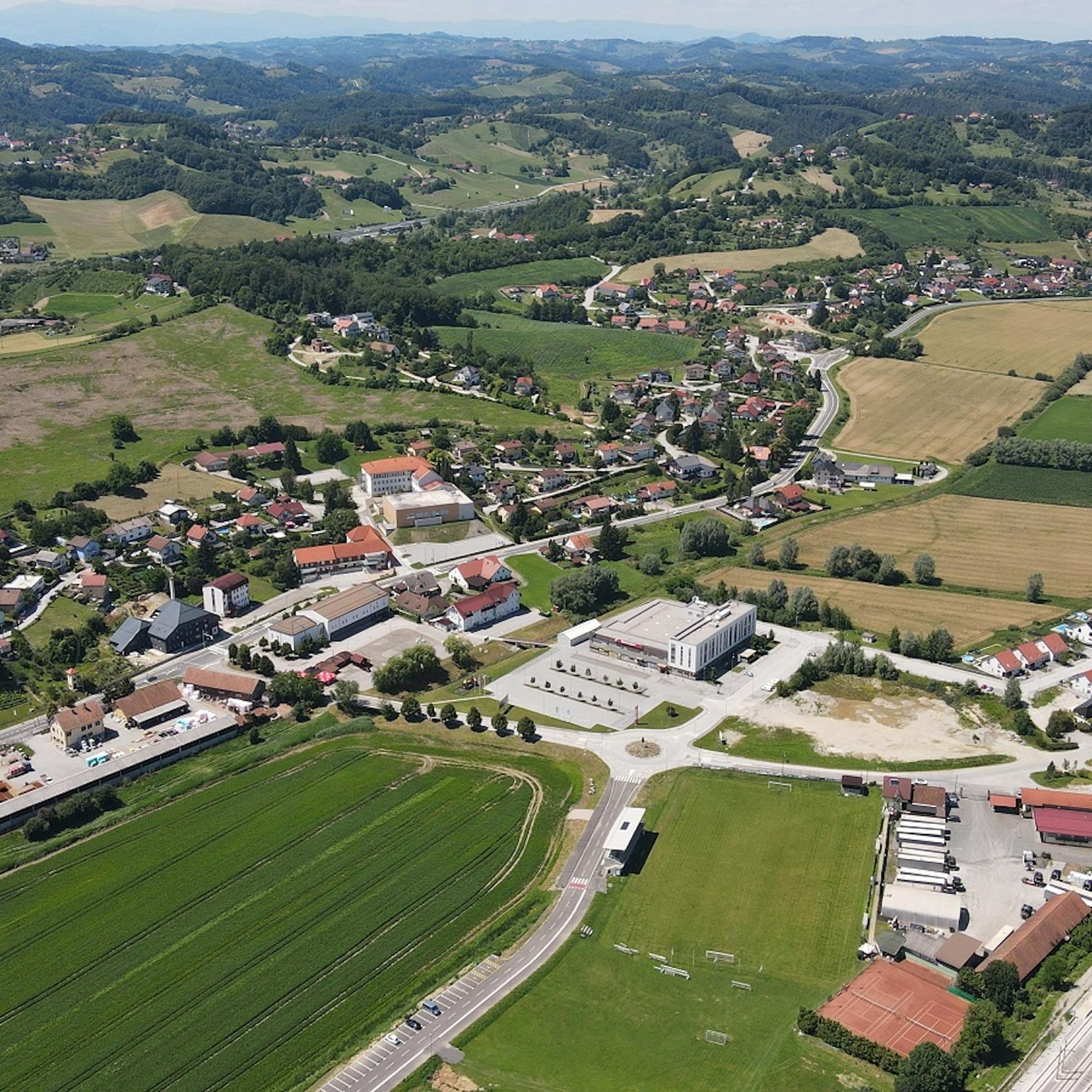 Pesnica